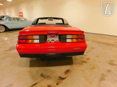 Used 1987 Chevrolet Camaro LT image 5