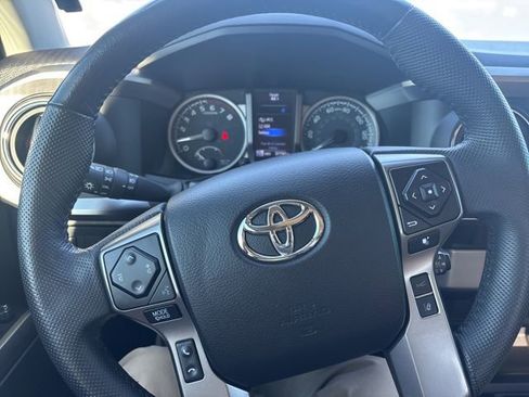 Used 2022 Toyota Tacoma SR5 image 19