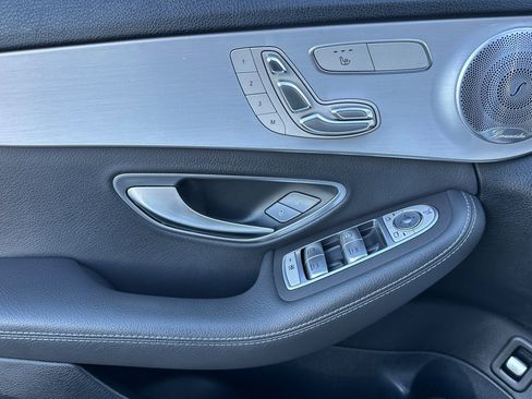 Used 2021 Mercedes-Benz C 300 Sedan image 10