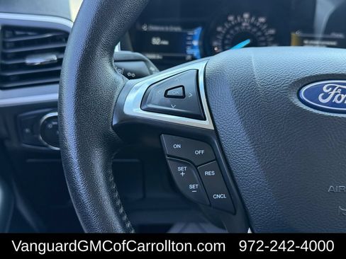 Used 2019 Ford Edge SEL w/ Cold Weather Package FWD image 15