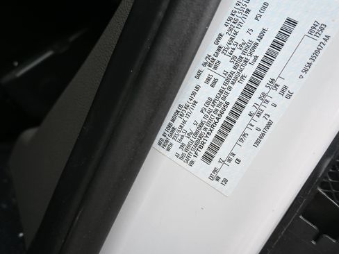 Used 2024 Ford Transit 250 Low Roof w/ Exterior Upgrade Package image 13