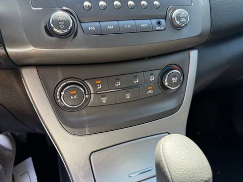 Used 2014 Nissan Sentra S FWD image 21