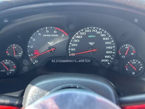 Used 1999 Chevrolet Corvette Coupe RWD image 14