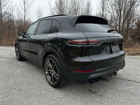 Used 2023 Porsche Cayenne S Platinum image 8