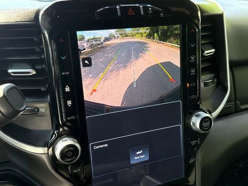Used 2024 RAM 3500 Big Horn w/ Night Edition AWD/4WD image 24