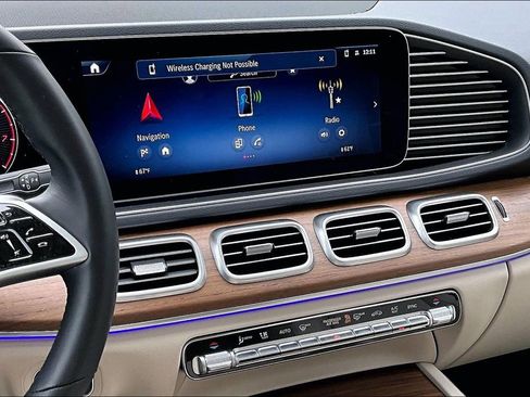 Used 2026 Mercedes-Benz GLE 450 4MATIC image 6