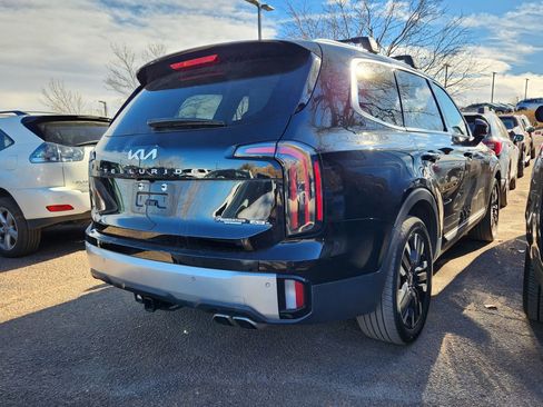 Used 2024 Kia Telluride SX w/ Towing Package image 11