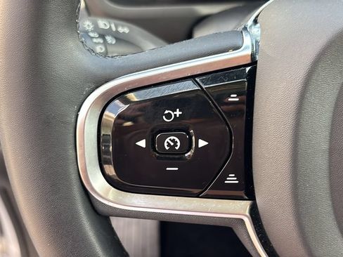 Certified 2024 Volvo XC90 B6 Ultimate AWD/4WD image 16