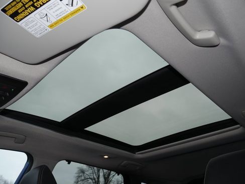 Used 2021 Nissan Rogue SL w/ Premium Package image 3