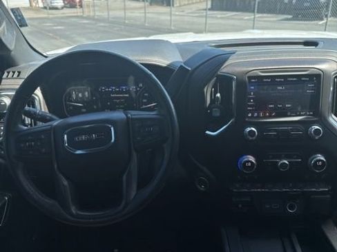 Used 2022 GMC Sierra 2500 AT4 w/ AT4 Premium Plus Package image 13