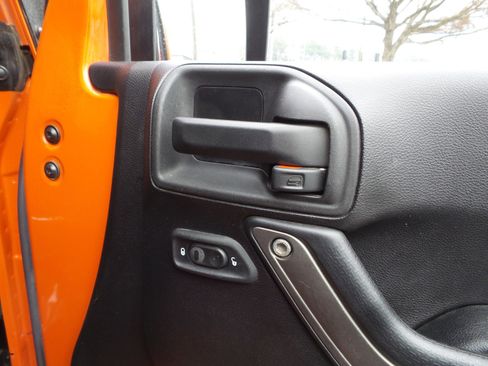 Used 2015 Jeep Wrangler Unlimited Sport w/ Quick Order Package 24S image 38