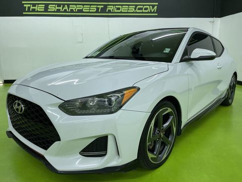Used 2020 Hyundai Veloster Turbo image 5