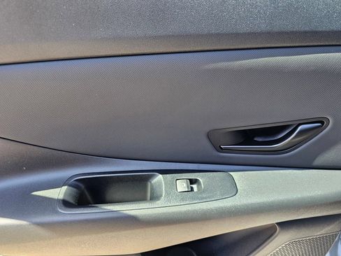 Certified 2026 Hyundai Elantra Sport FWD image 18