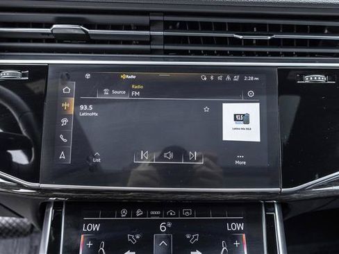Used 2025 Audi Q7 2.0T Premium w/ Convenience Package AWD/4WD image 16