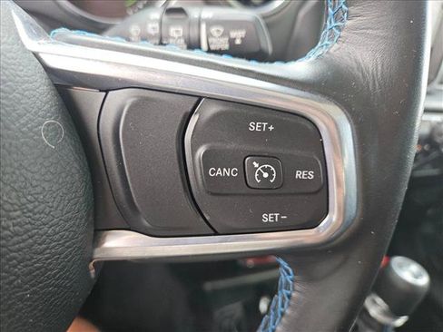 Used 2022 Jeep Wrangler Unlimited Rubicon 4xe w/ Cold Weather Group AWD/4WD image 22