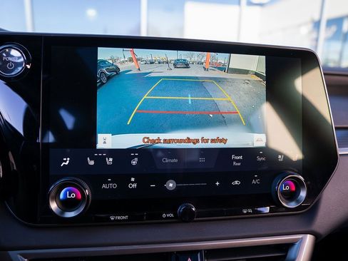 Used 2024 Lexus RX 500h F Sport image 25