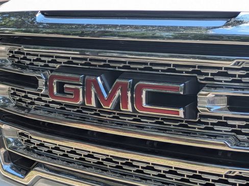 Used 2020 GMC Sierra 1500 SLT w/ SLT Premium Plus Package AWD/4WD image 13