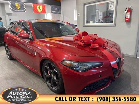 Used 2018 Alfa Romeo Giulia Ti Sport w/ Quick Order Package 22S Sport image 8