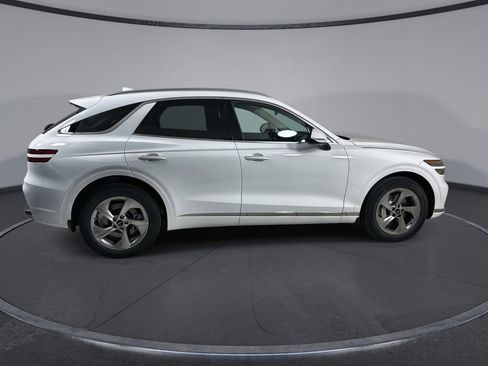New 2026 Genesis GV70 2.5T AWD/4WD image 9