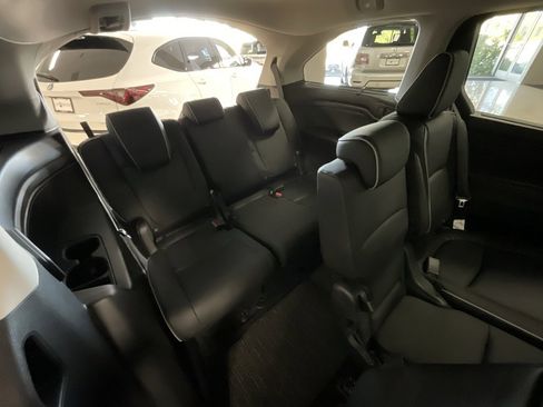 Used 2025 Honda Odyssey Touring image 22