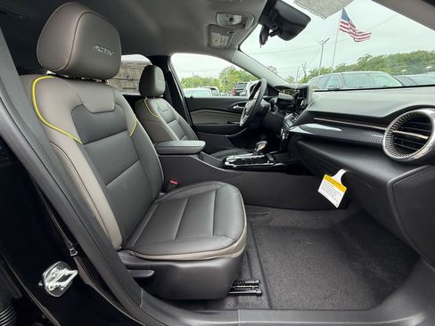 New 2026 Chevrolet Trax ACTIV FWD image 24