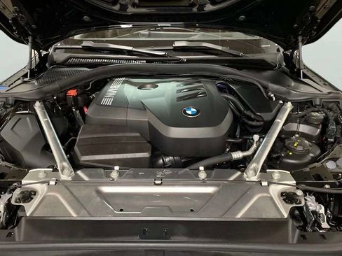 Used 2025 BMW 430i Convertible w/ Premium Package RWD image 20