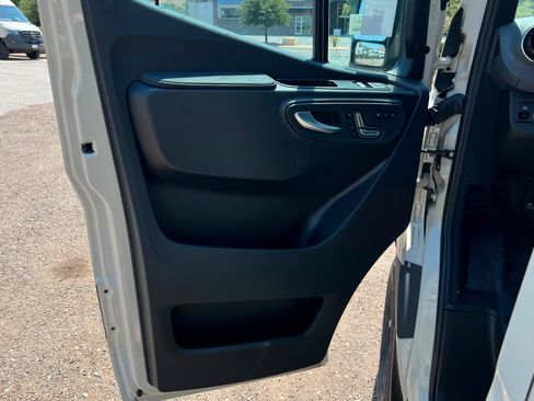 New 2026 Mercedes-Benz Sprinter 2500 image 14