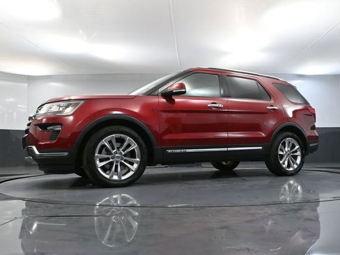 Used 2018 Ford Explorer Limited w/ Equipment Group 301A image 58