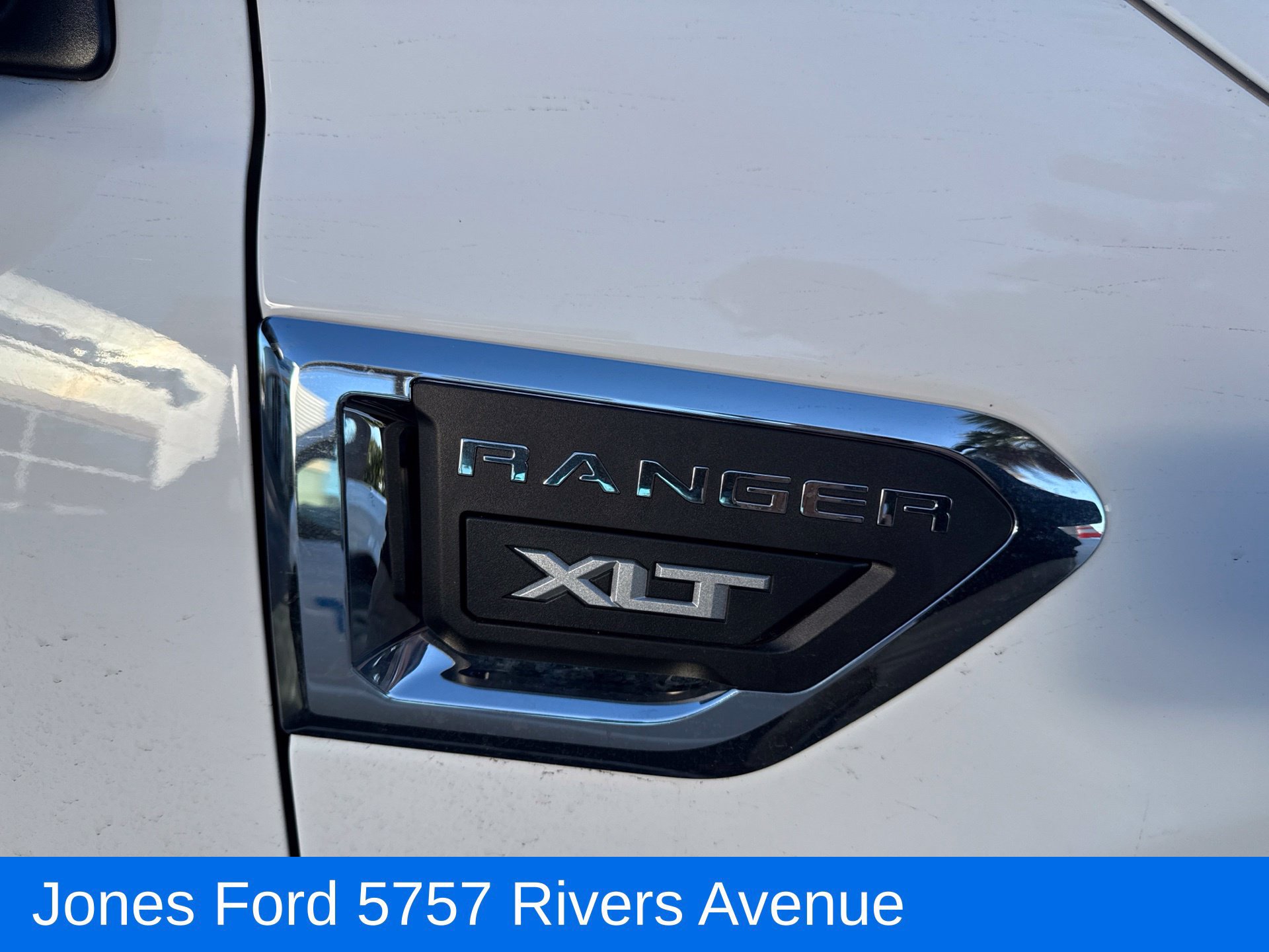 Used 2020 Ford Ranger XLT w/ Equipment Group 302A Luxury AWD/4WD image 3