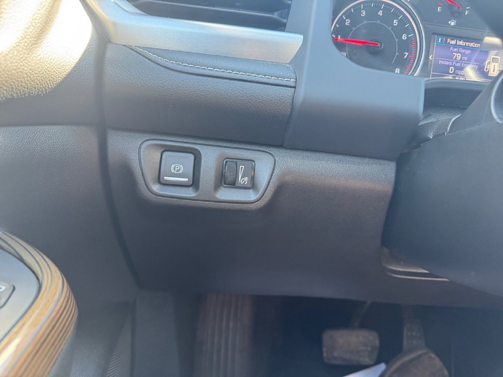 Used 2021 GMC Acadia SLE w/ Driver Convenience Package AWD/4WD image 32