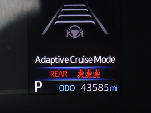 Used 2024 Toyota Corolla LE FWD image 21