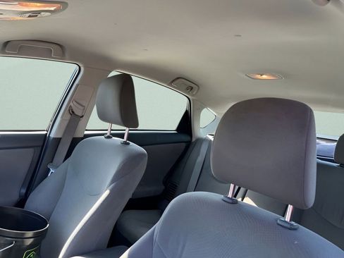 Used 2015 Toyota Prius Two FWD image 19