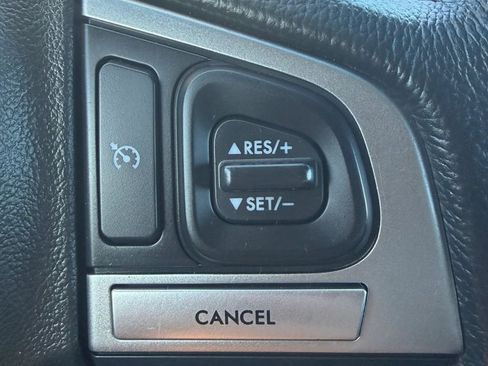 Used 2017 Subaru Outback 2.5i Premium AWD/4WD image 12