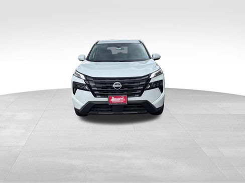 New 2026 Nissan Rogue SV FWD image 8