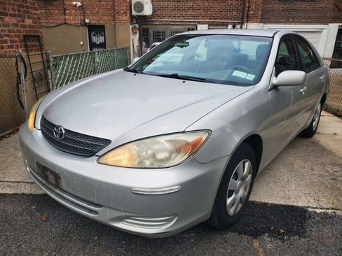 Used 2003 Toyota Camry LE image 10