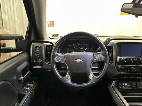 Used 2019 Chevrolet Silverado 1500 LT w/ All Star Edition AWD/4WD image 14