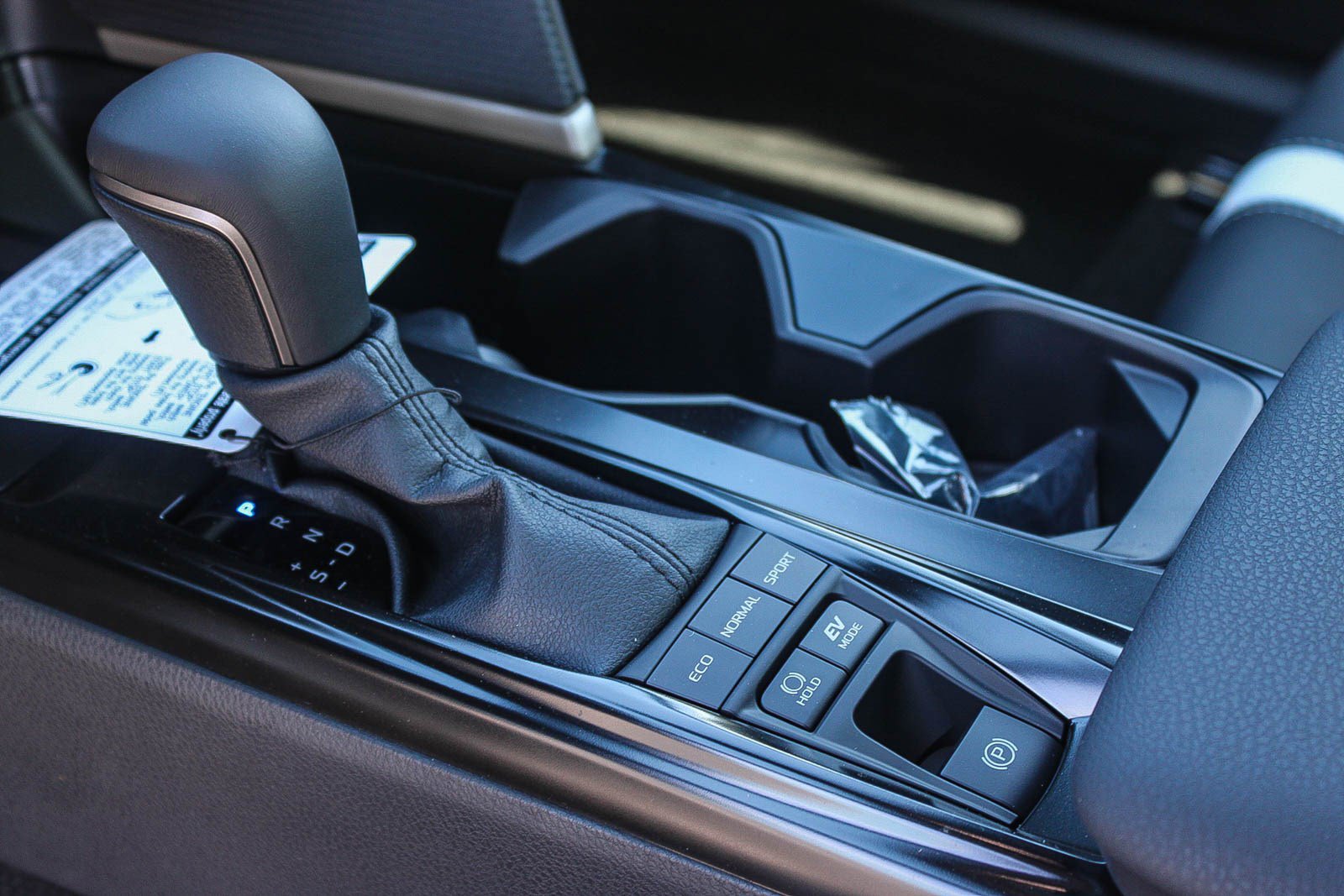 New 2026 Toyota Camry SE FWD image 22