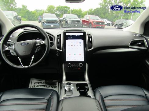 Certified 2024 Ford Edge SEL w/ Sport Appearance Package AWD/4WD image 4