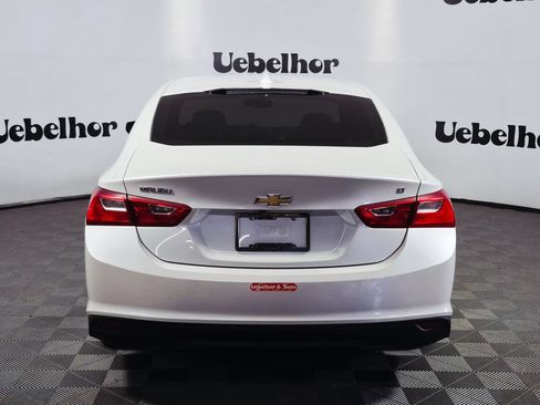 Used 2016 Chevrolet Malibu LT w/ Leather Package FWD image 6