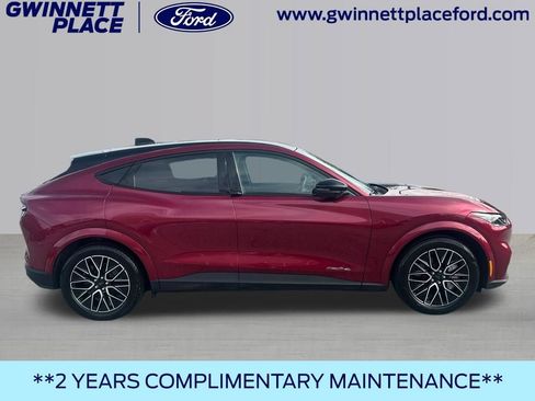 Certified 2025 Ford Mustang Mach-E Premium AWD/4WD image 4