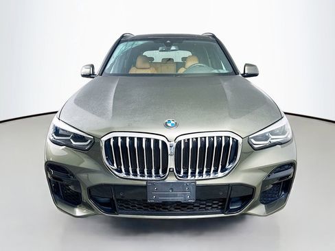 Used 2023 BMW X5 xDrive40i w/ M Sport Package image 2