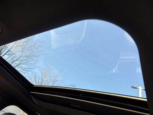 Certified 2022 Jeep Grand Cherokee Altitude image 5