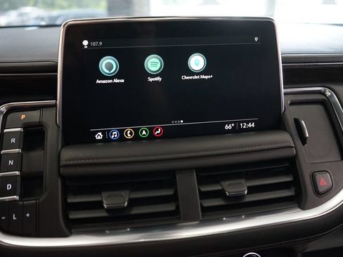Used 2021 Chevrolet Suburban Z71 w/ Rear Media and Nav Package AWD/4WD image 41