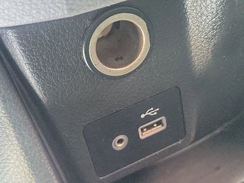 Used 2020 Nissan NV200 S FWD image 30