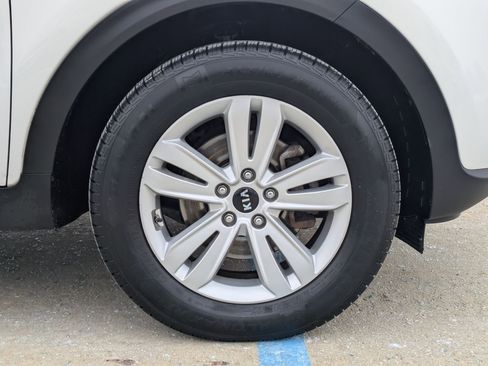 Used 2019 Kia Sportage LX w/ LX Popular Package image 29