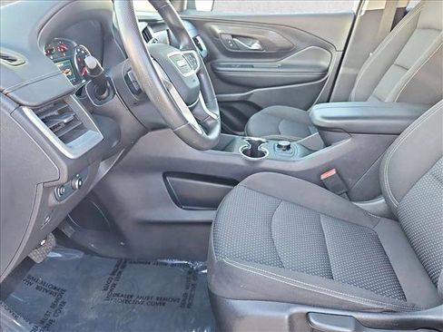 Used 2024 GMC Terrain SLE image 15