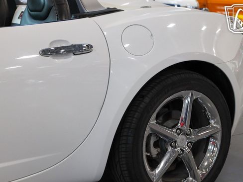 Used 2008 Saturn Sky Red Line image 24