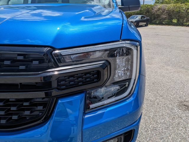 New 2026 Ford Ranger XLT w/ Black Appearance Package RWD image 9