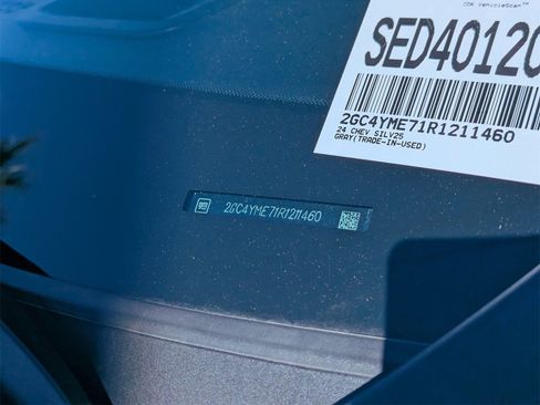 Used 2024 Chevrolet Silverado 2500 Custom w/ Custom Convenience Package image 6