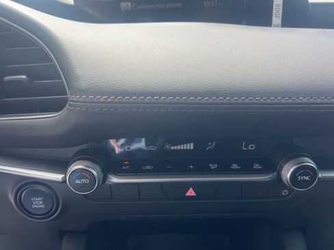 Certified 2025 MAZDA MAZDA3 s Sport image 40